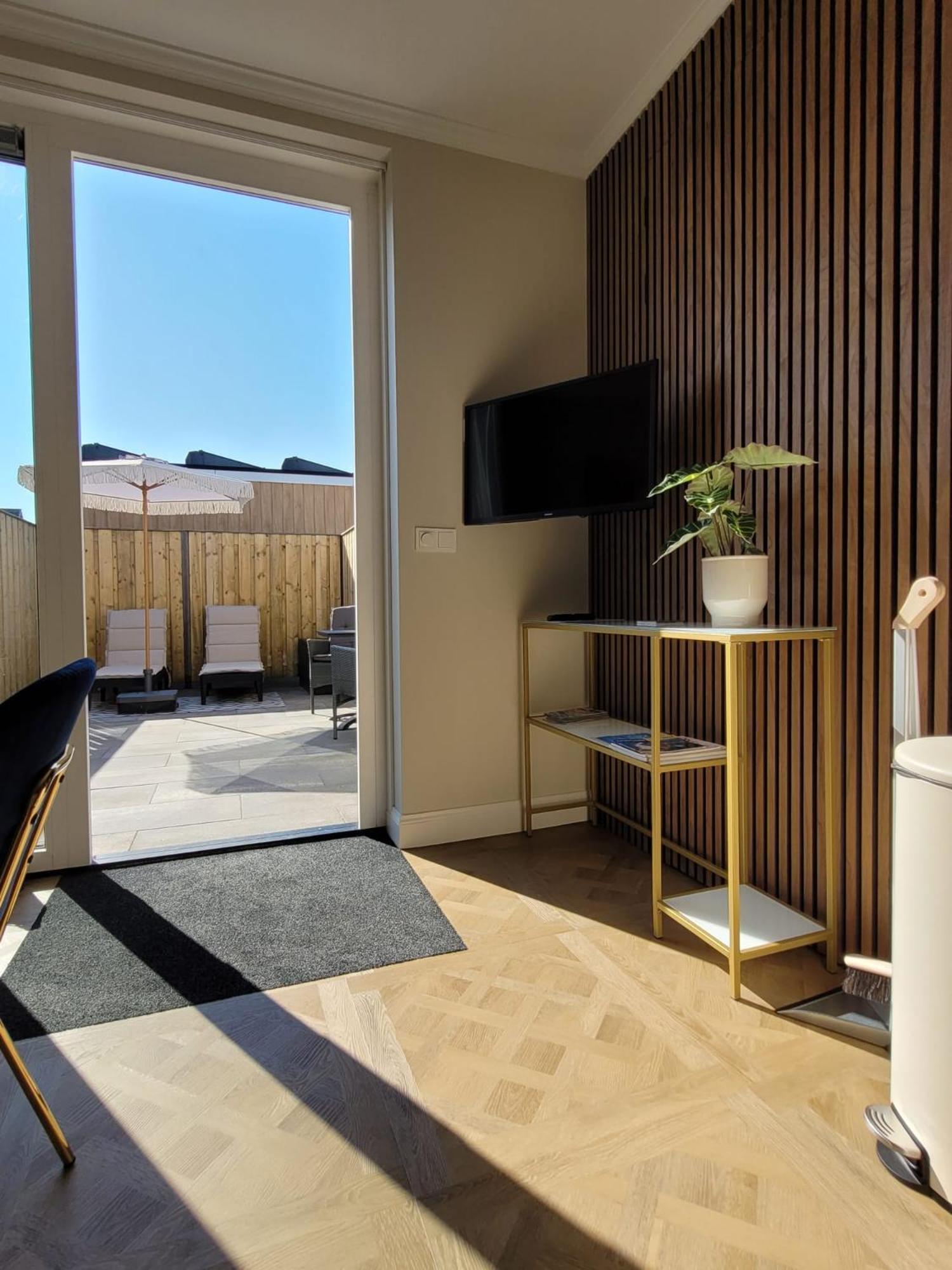 Luxe Kamer Langendam 48 Met Prive Terras Zoutelande Eksteriør bilde